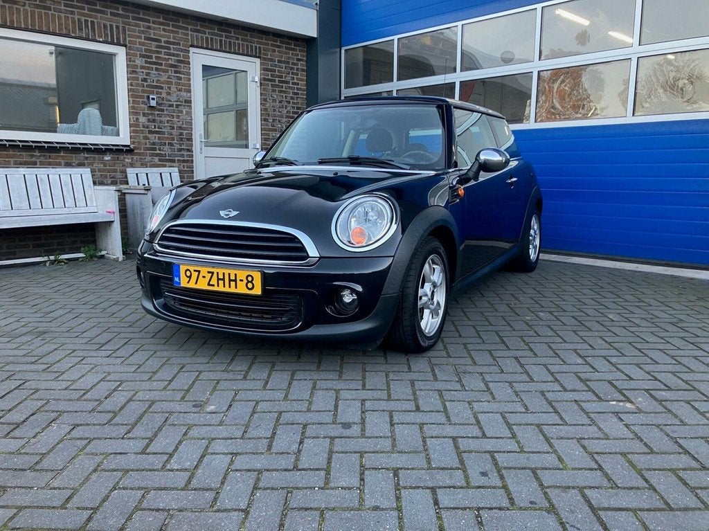Mini Mini 1.6 One Business Line, Voorwielaandrijving, Euro 5, 4 cilinders, 4 stoelen