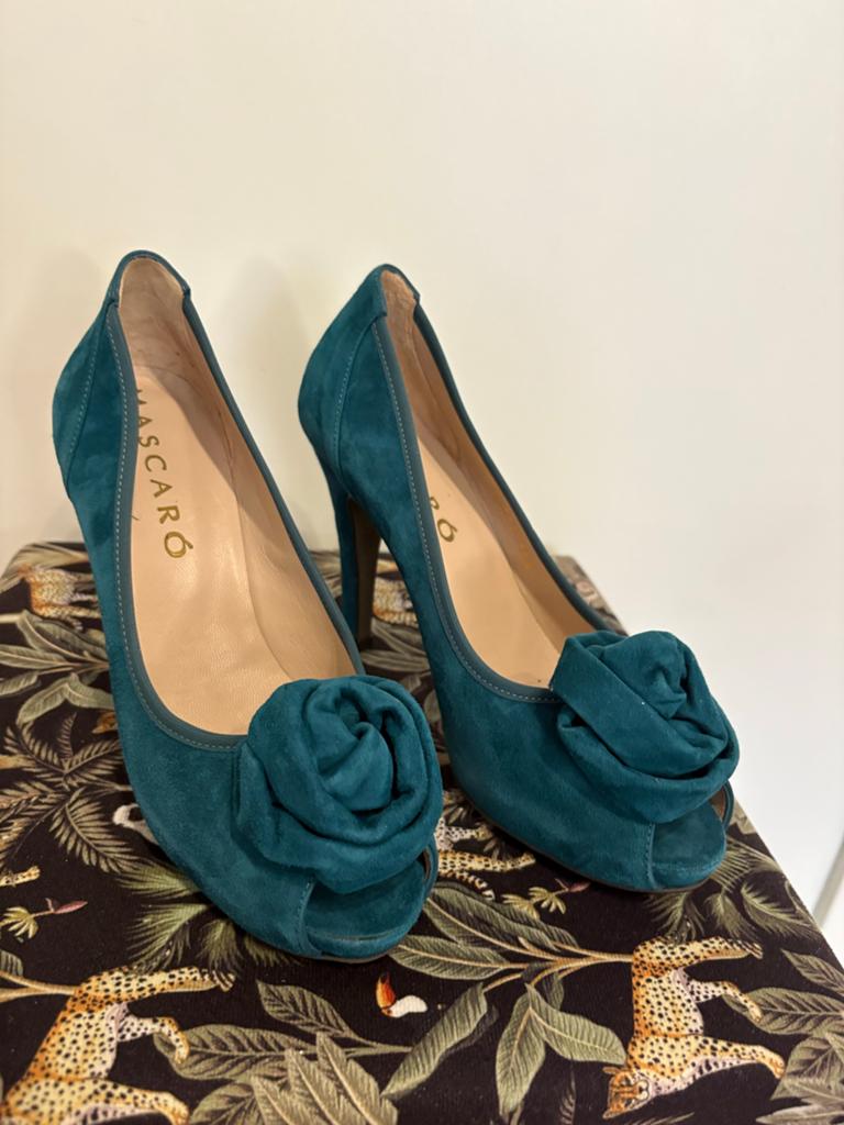Mascaró suède maat 37,5, Ophalen of Verzenden, Nieuw, Overige kleuren, Pumps