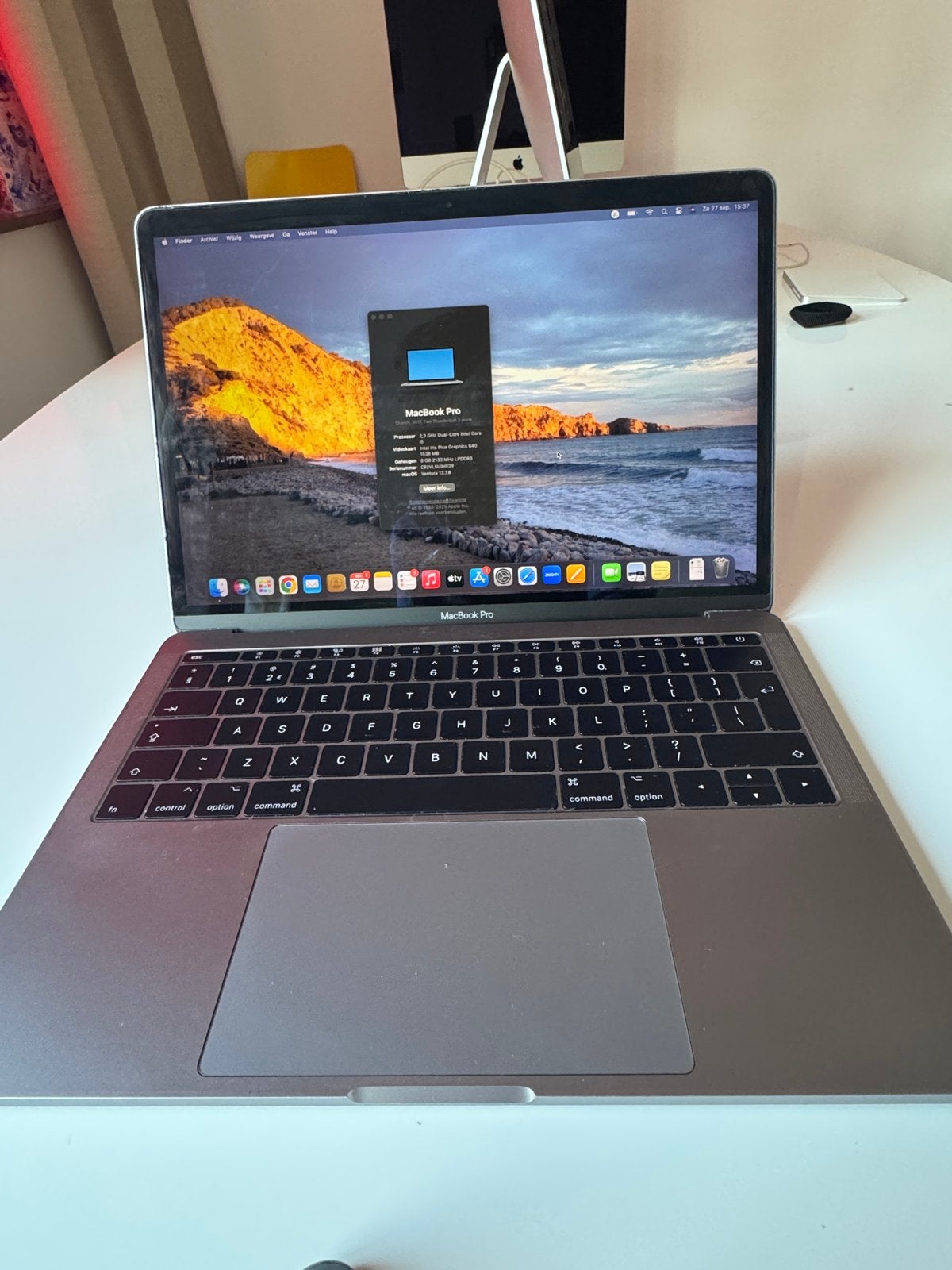 MacBook Pro 13-inch (2017, A1708) i5 8GB 256GB SSD, Computers en Software, Gebruikt, 256 GB, 2 tot 3 Ghz, 8 GB