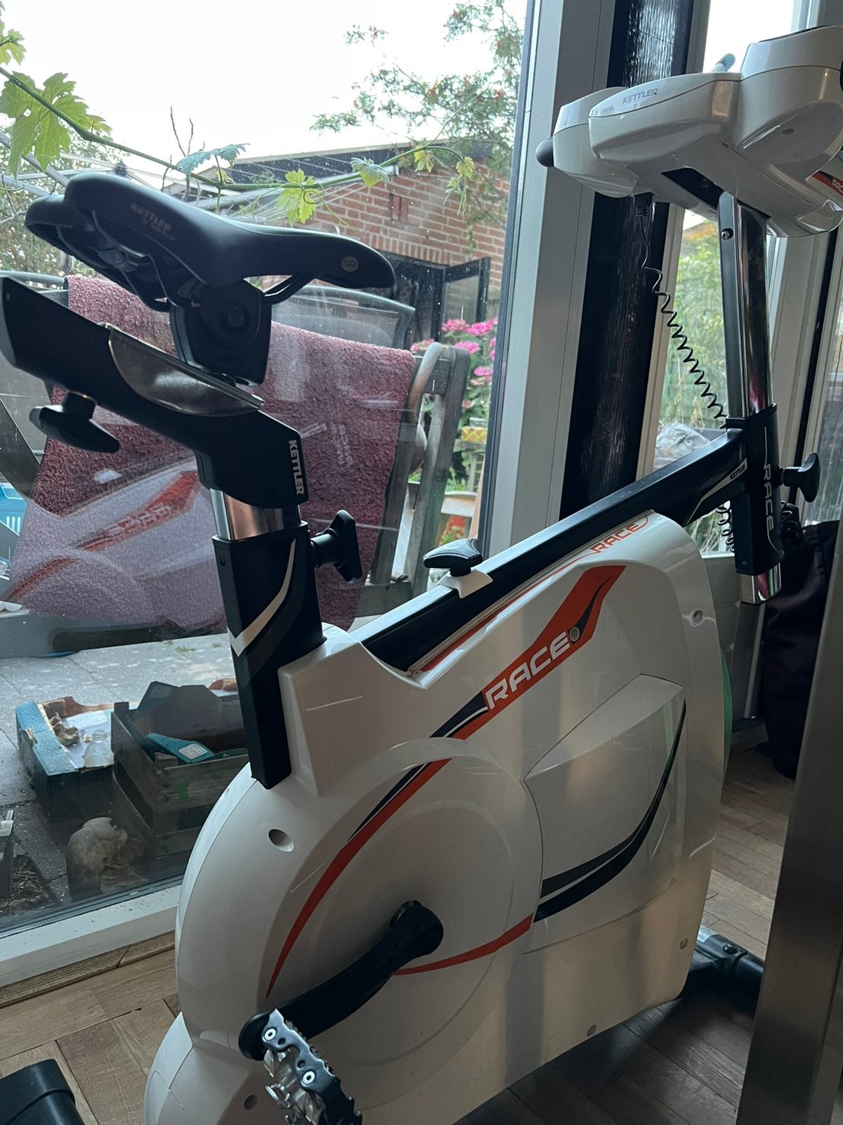 Gratis af te halen - Kettler hometrainer/ spinningbike, Ophalen, Gebruikt, Benen, Hometrainer