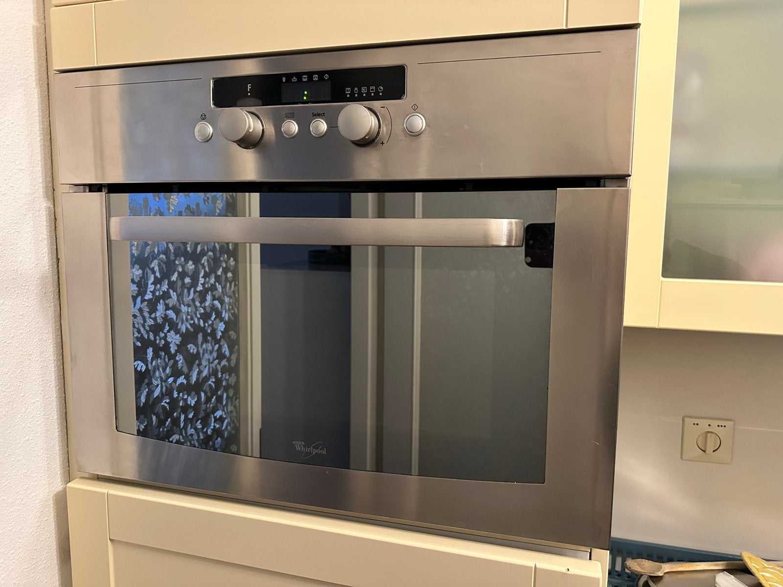 Whirlpool combi-oven (magnetron defect), Ophalen, Minder dan 45 cm, Whirlpool, Gebruikt