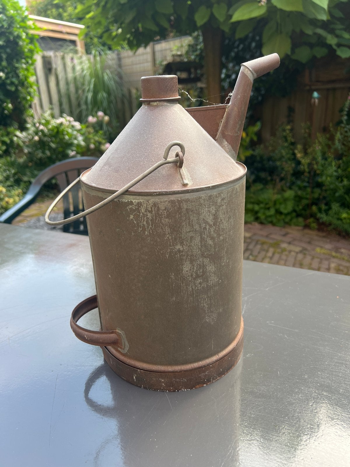 Antieke Oliekan / Metaal, Antiek en Kunst, Ophalen of Verzenden