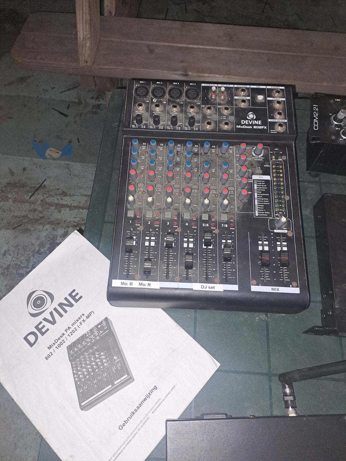 Diverse audioapparatuur: mengpanelen, microfoons, karaoke, Ophalen of Verzenden, Gebruikt, 10 tot 20 kanalen, Microfooningang