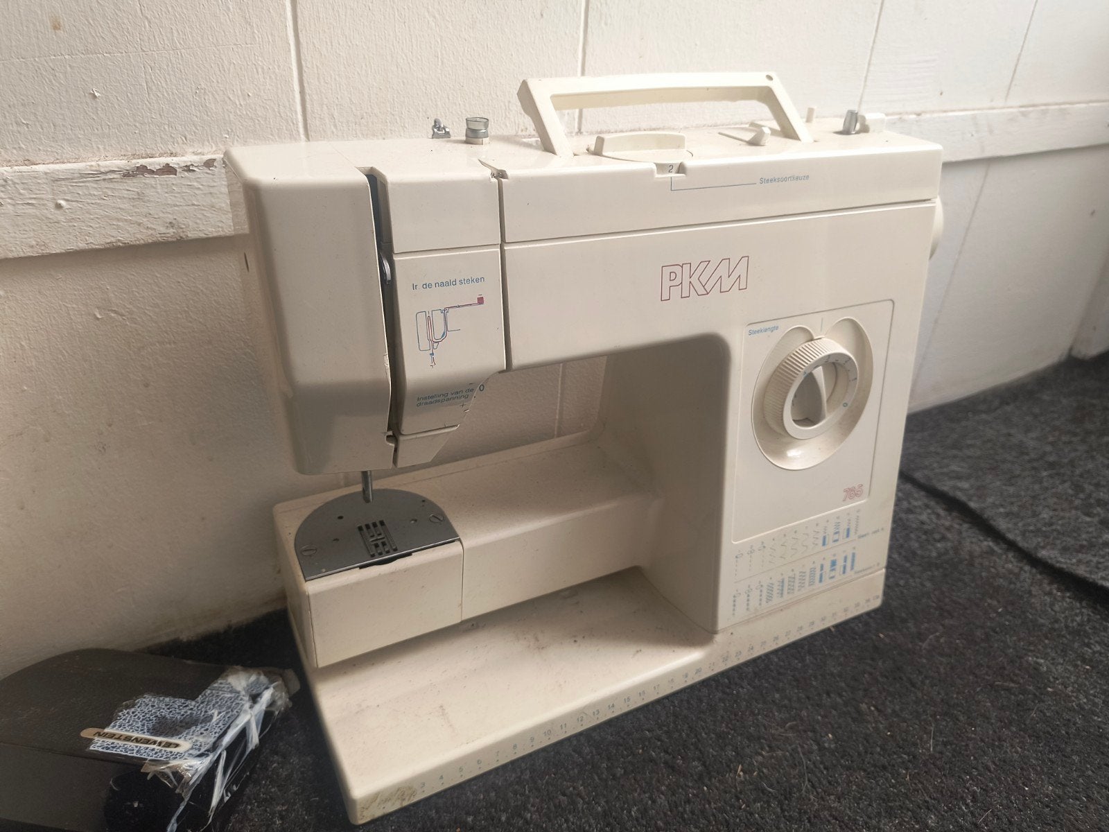 PKM 786 Mechanische Huishoudnaaimachine, Ophalen of Verzenden, Gebruikt, Naaimachine, Overige merken