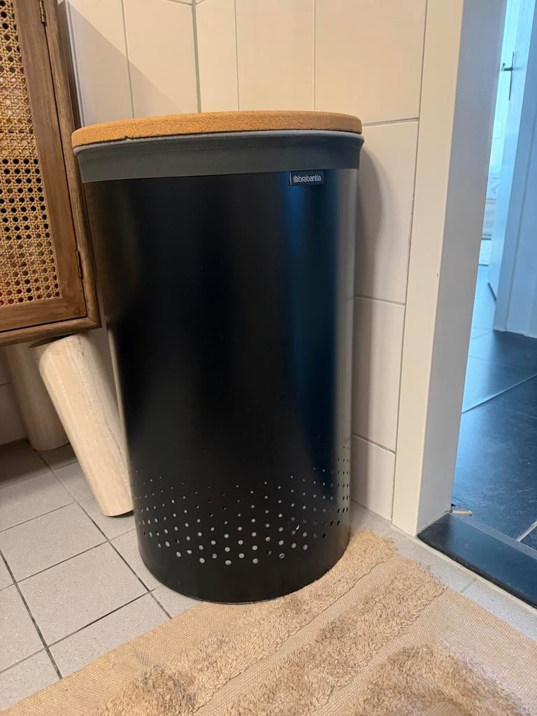 Brabantia wasmand met kurken deksel, Ophalen, Gebruikt
