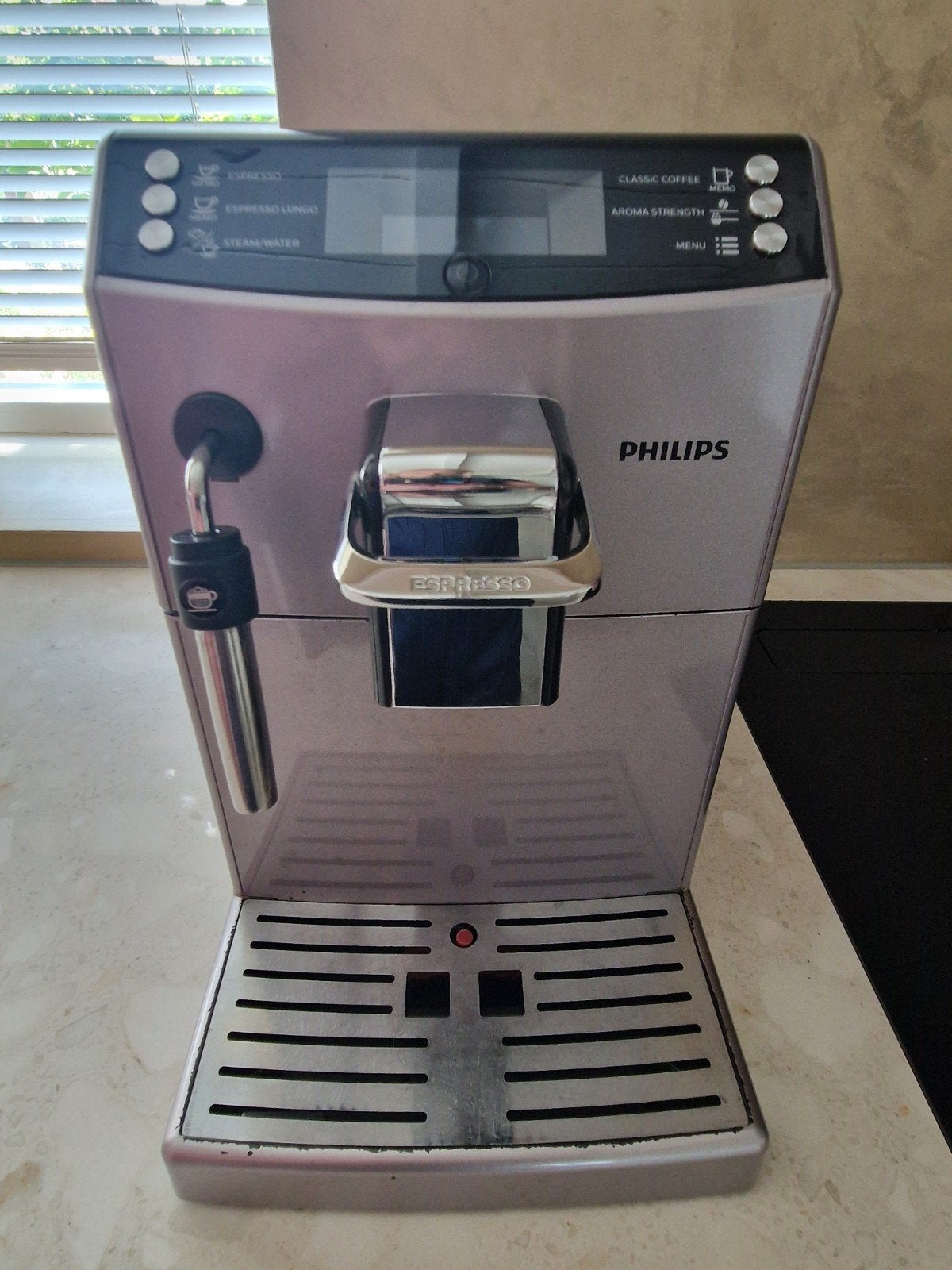 Volautomatische espressomachine, Witgoed en Apparatuur, Koffiezetapparaten, Ophalen, Gebruikt, Espresso apparaat, Koffiebonen