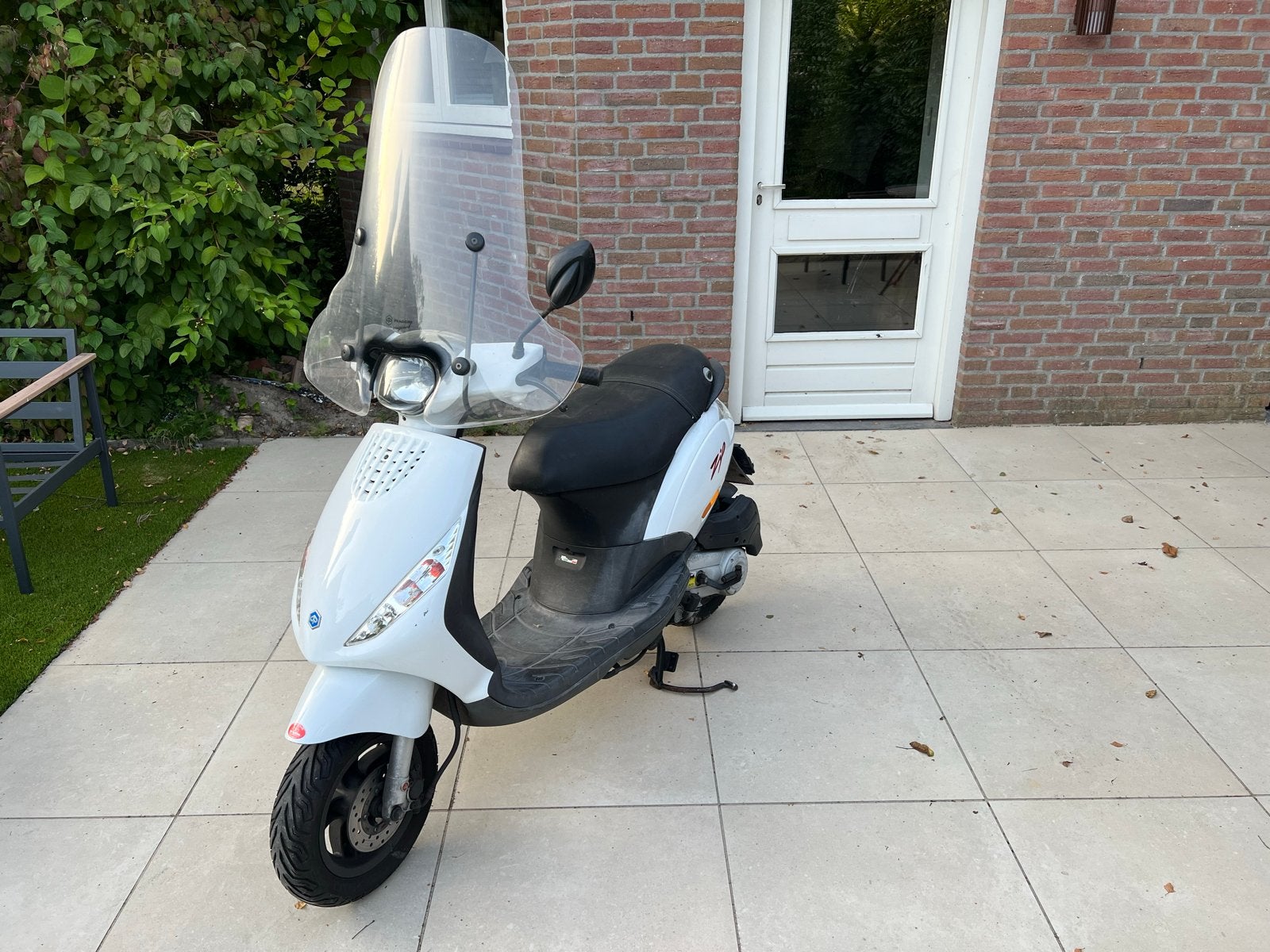 Piaggio Zip 4-takt (2011) met windscherm, Ophalen, Gebruikt, Zip, Benzine