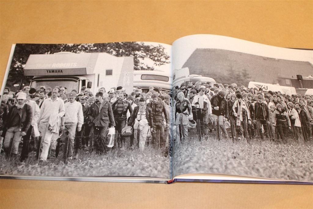 30 Jaar TT Assen — Het Fotoboek van Sake Elzinga, Ophalen of Verzenden, Zo goed als nieuw