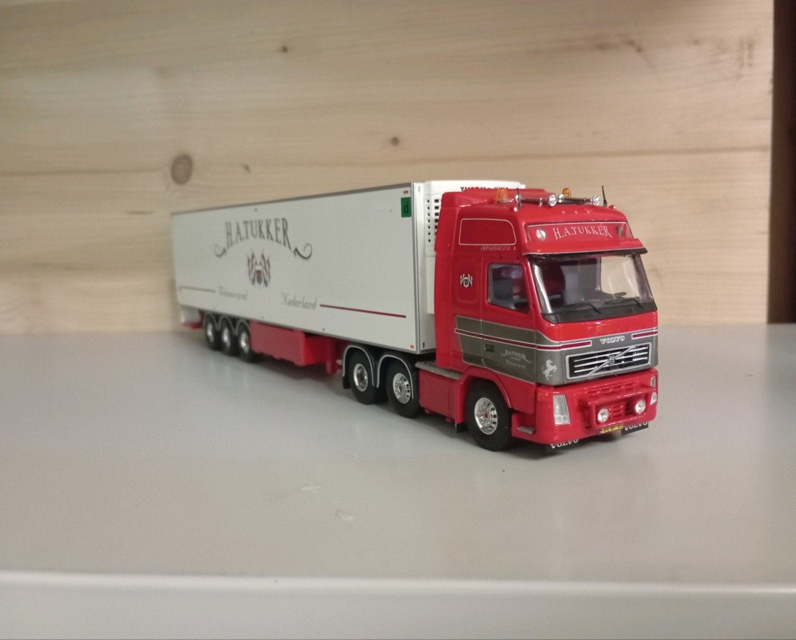 Volvo FH H.A. Tukker Tekno, Ophalen of Verzenden, Zo goed als nieuw, Bus of Vrachtwagen, Tekno