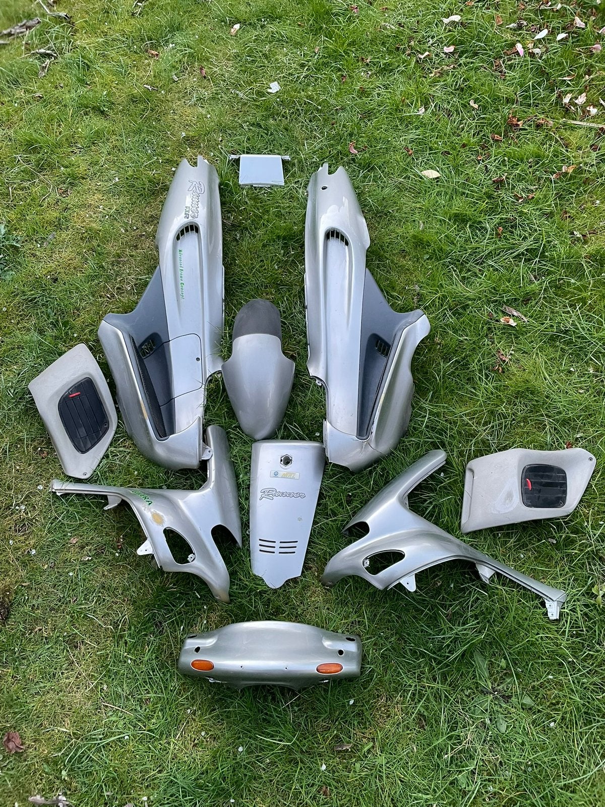 Gilera Runner kappenset grijs met laag windscherm, Ophalen