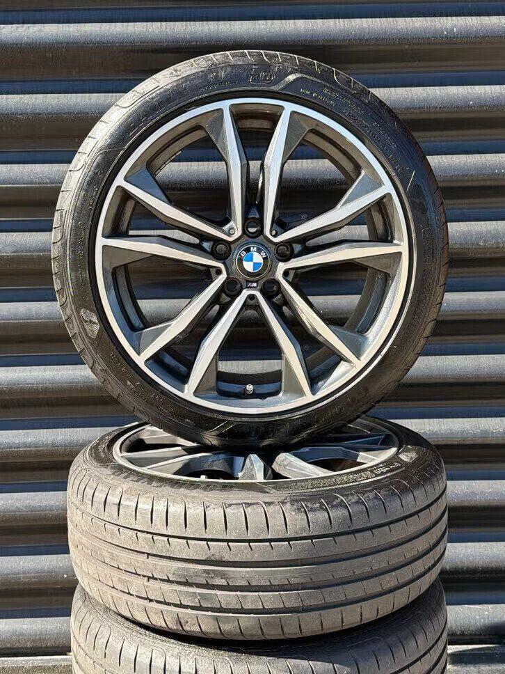 19” Orig Bmw F48 F39 X1 X2 Styling 715M velgen RFT banden, Gebruikt, Banden en Velgen, Ophalen, 19 inch