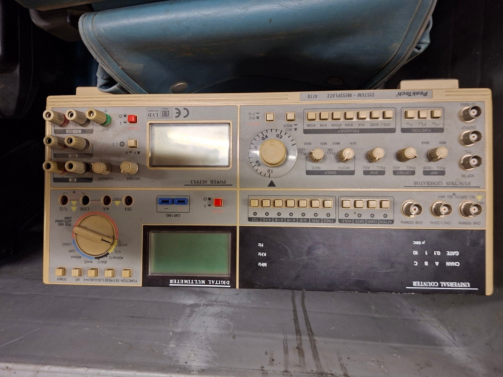 PeakTech 4110 Systeem-Meetplaats: Multimeter, Functiegenerao, Ophalen of Verzenden, Gebruikt