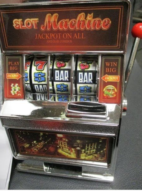 SPAARPOT/GOKMACHINE NIEUW, Verzamelen, Verzenden, Nieuw, Kunststof, Overige thema's