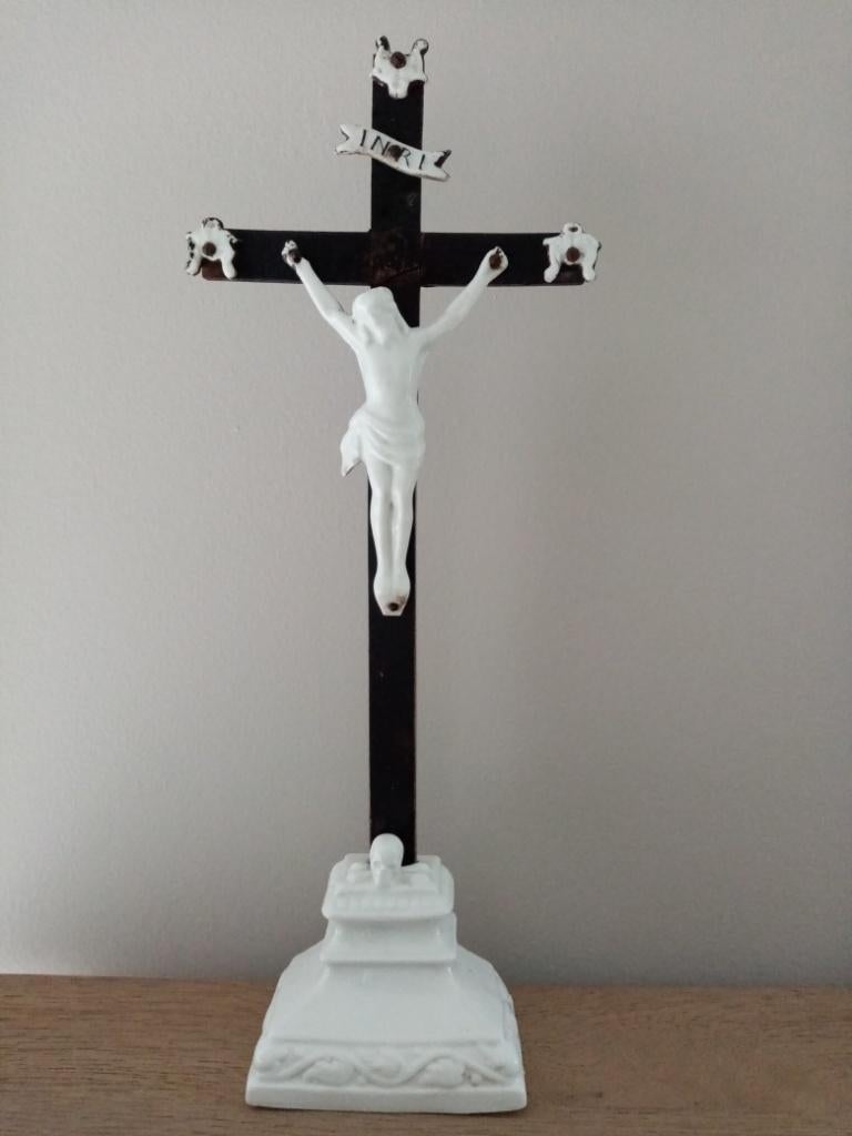 Crucifix corpus Christi in Brussels porselein (a), Ophalen of Verzenden, Gebruikt, Overige typen, Christendom | Katholiek