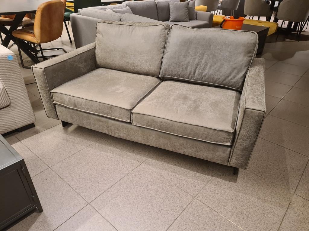 Nieuwe 2zits bank leer microvezel grijs 165cm €275, Ophalen, Industrieel landelijk barok brocante koloniaal boheems vintage, 100 tot 125 cm