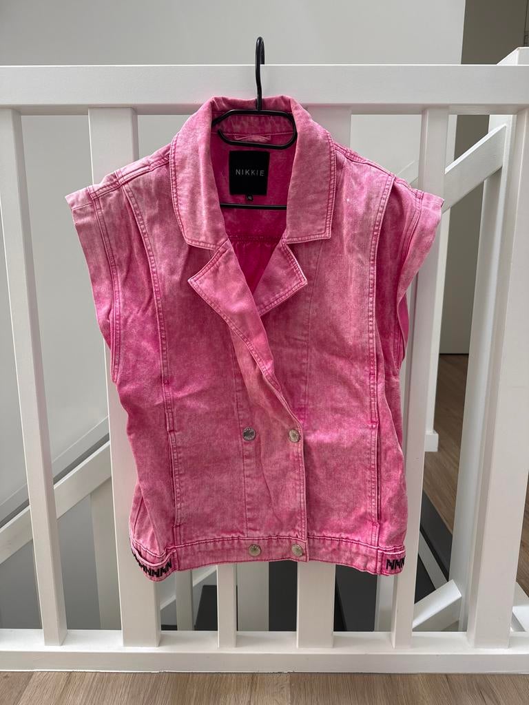 Nikkie denim gilet roze maat 40, Ophalen, Zo goed als nieuw, Maat 38/40 (M), Roze