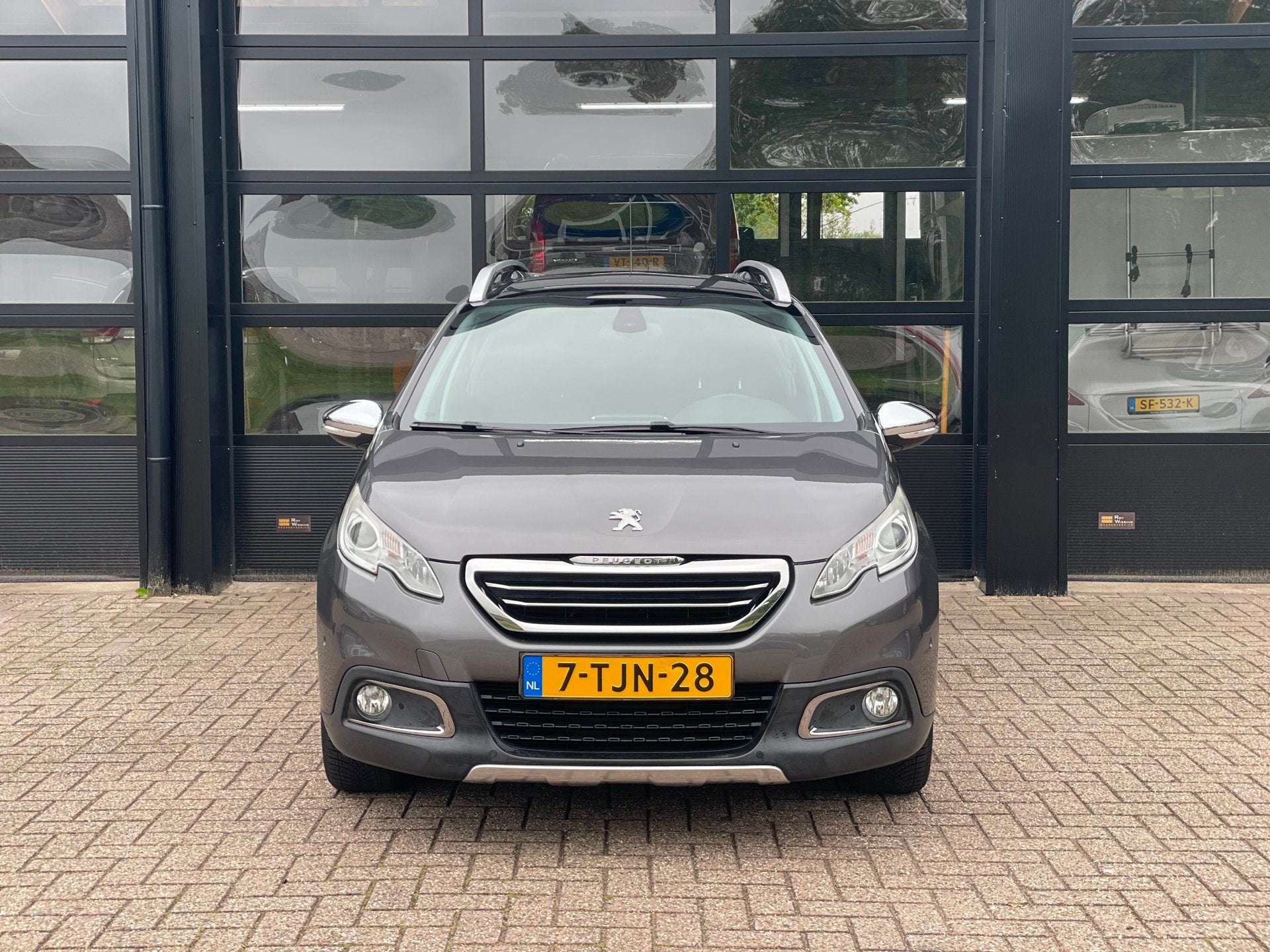 Peugeot 2008 1.2 VTi Allure Pack Premium Plus / Panorama dak, Auto's, Euro 5, 450 kg, 1199 cc, 82 pk