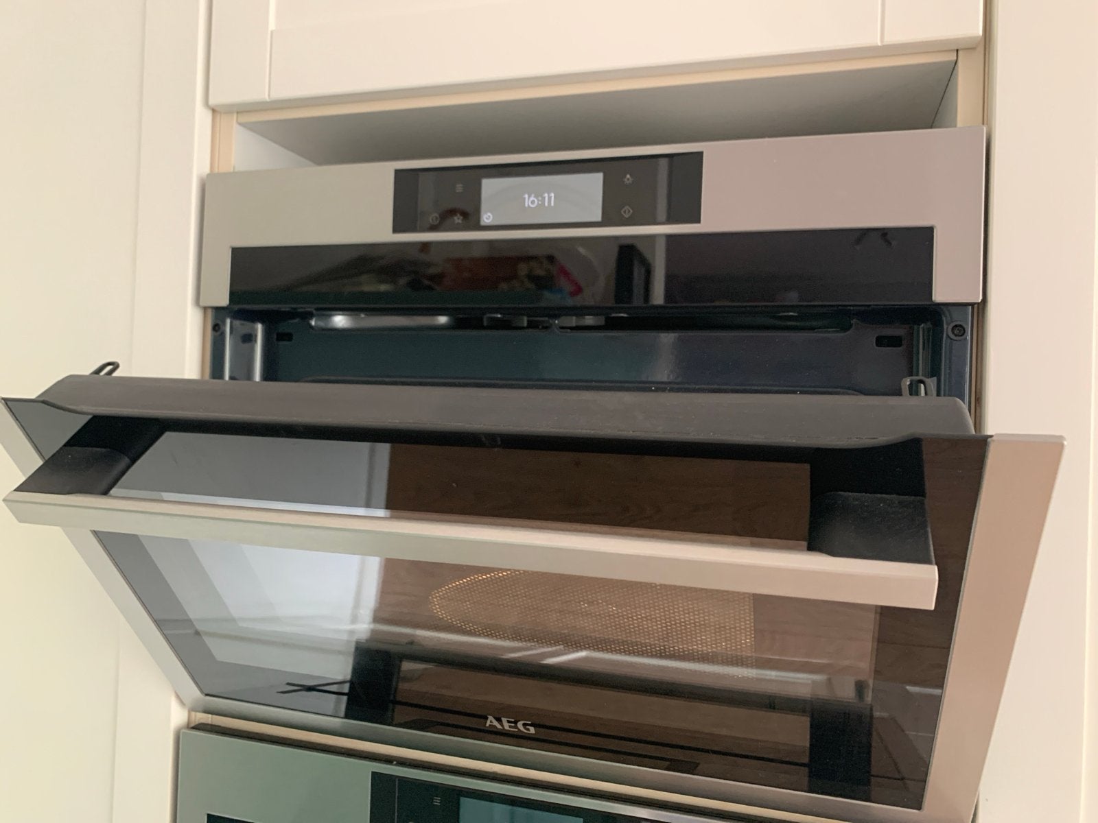 AEG KME721000M Combi-oven met magnetronfunctie, Ophalen, 45 tot 50 cm, 60 cm of meer, Inbouw