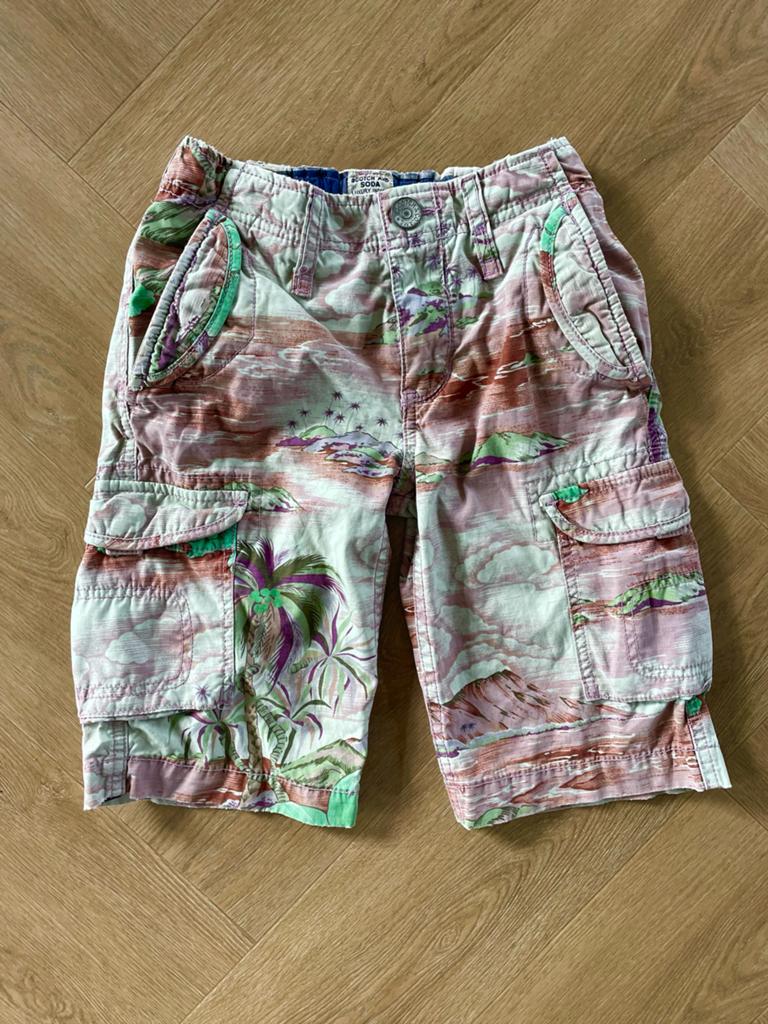 Scotch & Soda korte broek met zomerse print maat 128, Verzenden, Zo goed als nieuw, Jongen, Broek