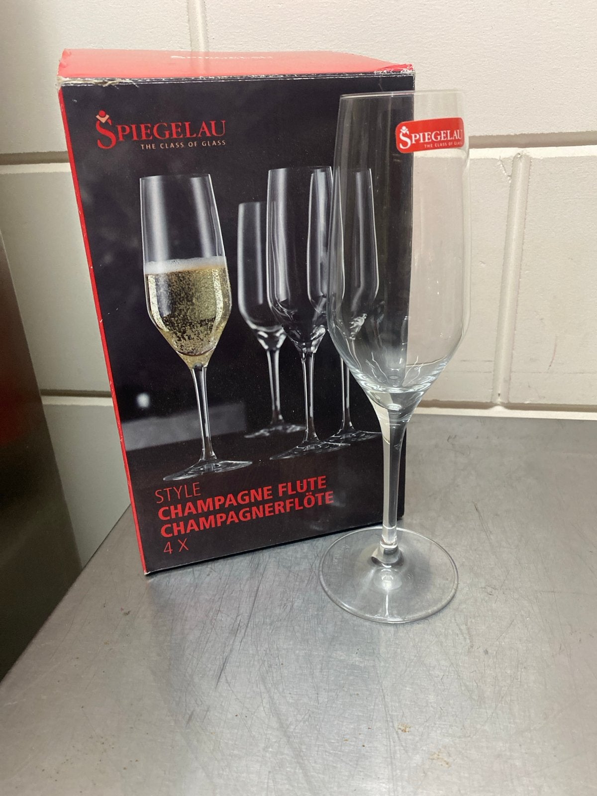 3 Nieuwe Spiegelau Champagne Flutes - Stijlvolle Glazen, Huis en Inrichting, Nieuw, Ophalen of Verzenden, Overige merken, Glas