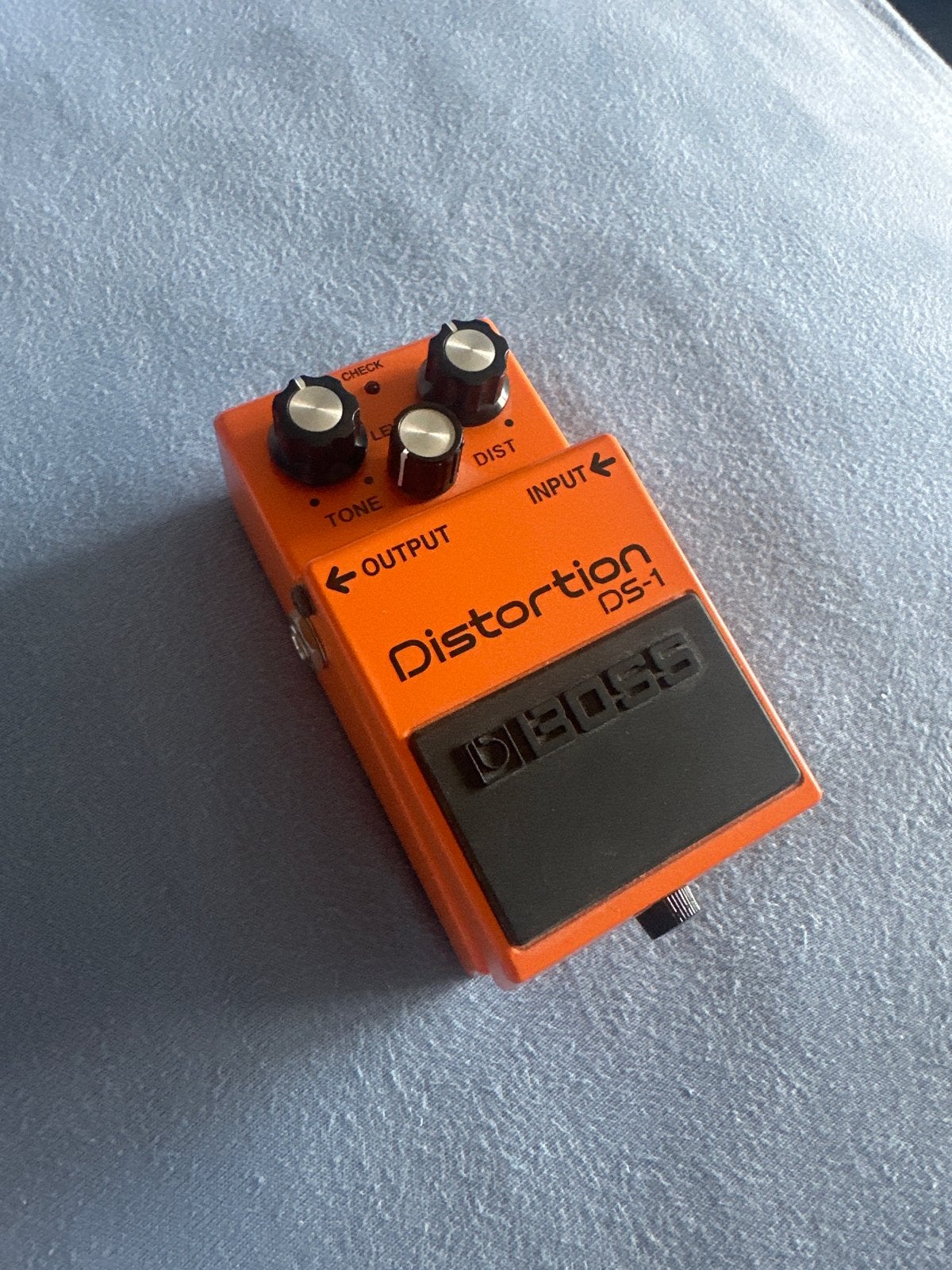 BOSS DS-1 Distortion Pedaal - Klassieke Gitaar Overdrive, Ophalen of Verzenden, Zo goed als nieuw, Distortion, Overdrive of Fuzz