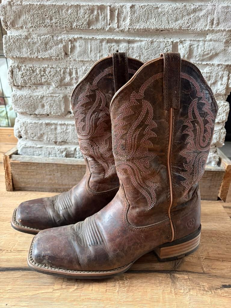 Ariat westernlaarzen 39, Kleding | Dames, Schoenen, Ophalen of Verzenden, Zo goed als nieuw, Sneakers of Gympen