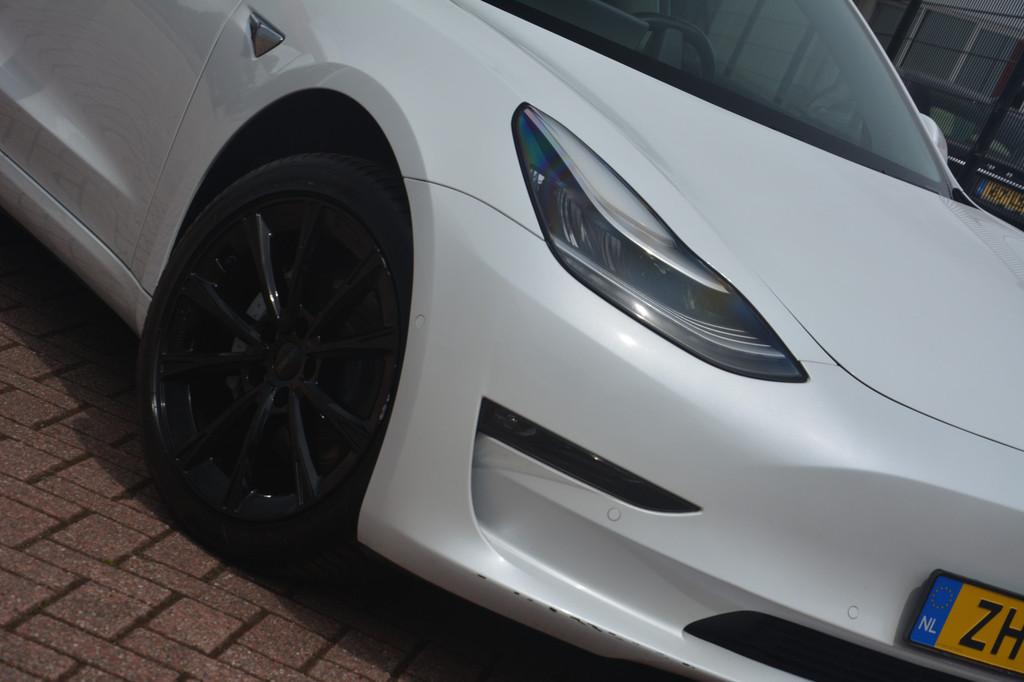 Tesla Model 3 Long Range AWD 75 kWh | Navigatie | Leer | Sto, Automaat, Wit, Vierwielaandrijving, 560 km