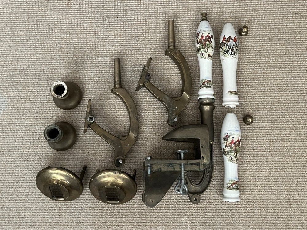 Engelse Pub Handle | Biertap | 3 stuks + extra onderdelen, Verzamelen, Ophalen of Verzenden, Gebruikt, Reclamebord, Plaat of Schild