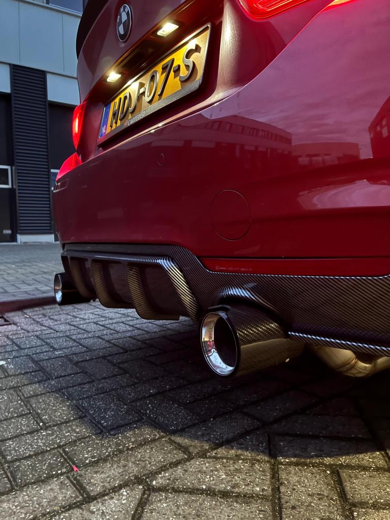 BMW 4 Serie Carbon Diffuser, Auto-onderdelen, Carrosserie en Plaatwerk, Nieuw, Ophalen of Verzenden, Achter, Bumper