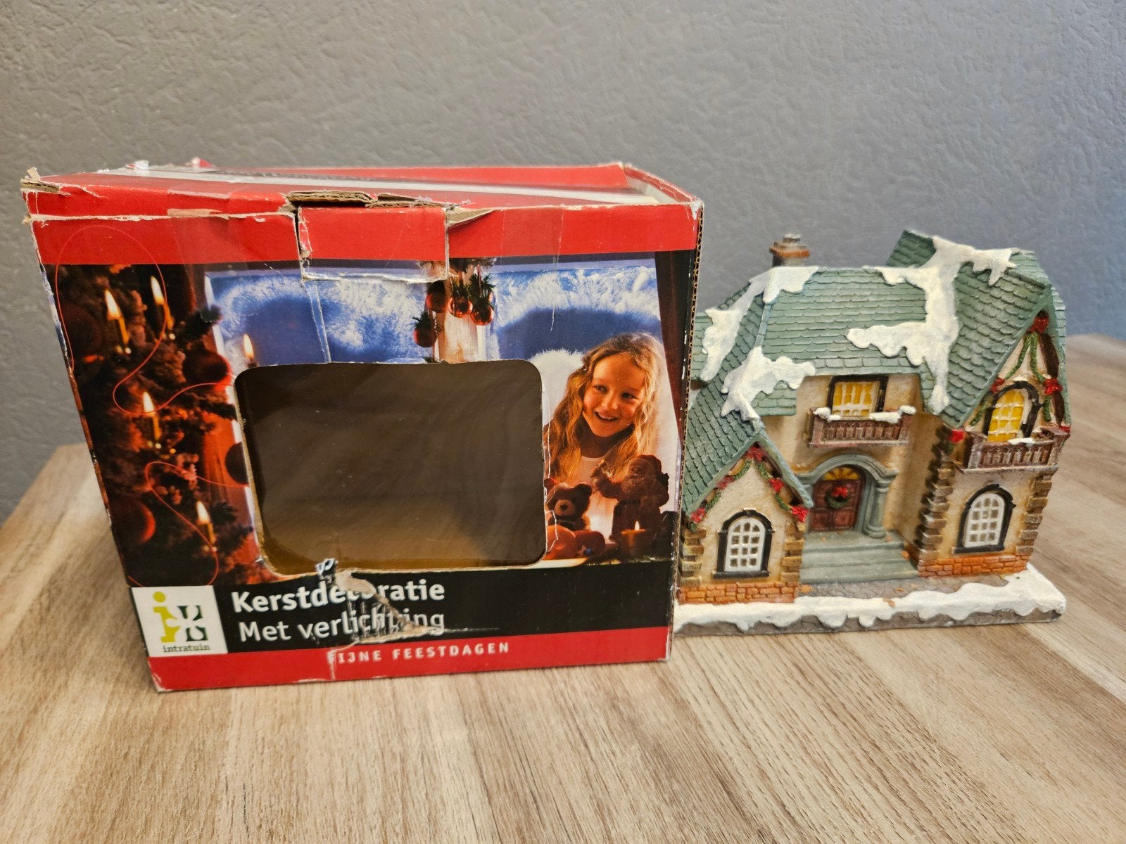 Kerst huis - dorp Intratuin, Ophalen of Verzenden, Zo goed als nieuw