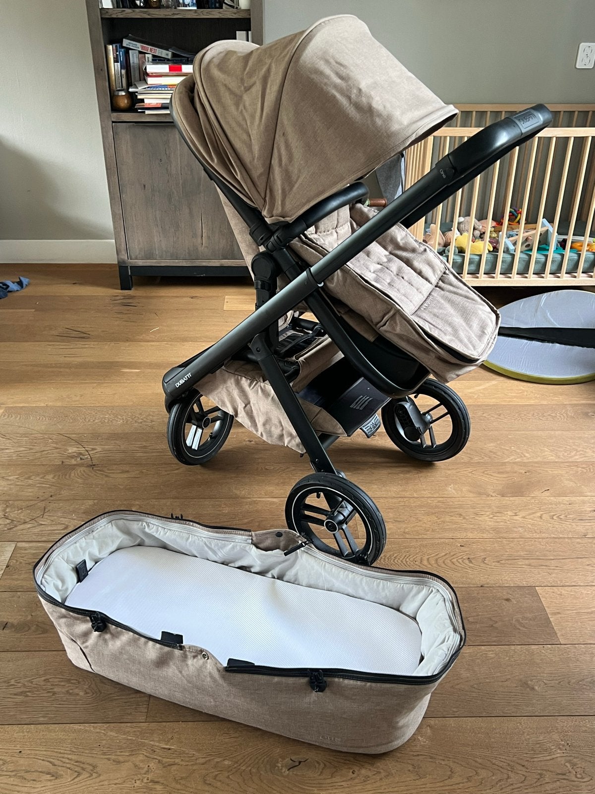 Dubatti One All Terrain kinderwagen met reiswieg, Zo goed als nieuw, Combiwagen, Met reiswieg, Ophalen