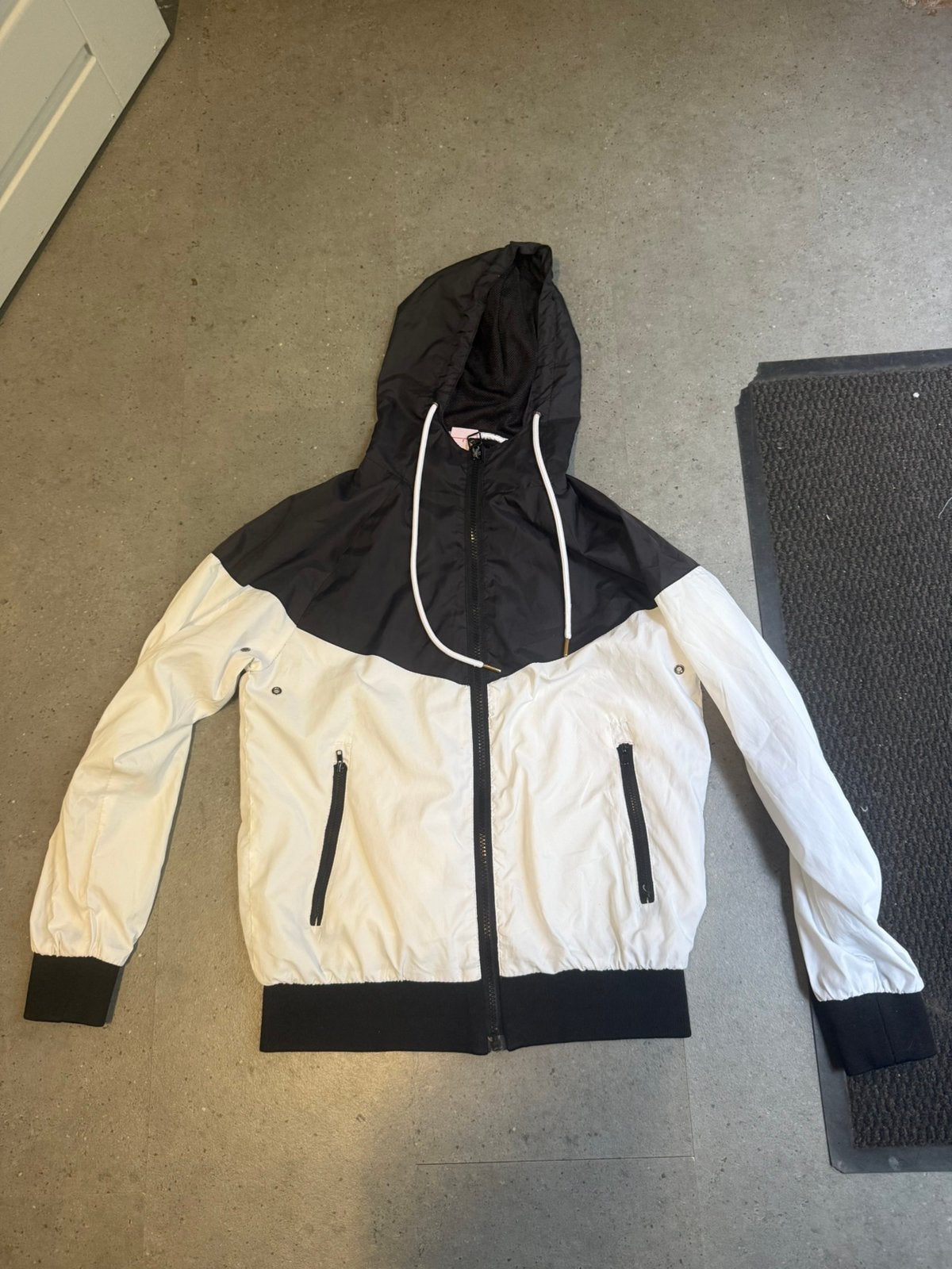 Nike zomerjas/windjack maat s, Ophalen of Verzenden, Zo goed als nieuw, Maat 46 (S) of kleiner, Meerkleurig