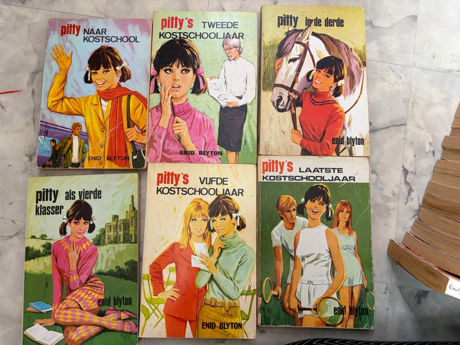 Pitty boekenreeks van Enid Blyton - 6 delen, Boeken, Ophalen of Verzenden, Gelezen, Fictie algemeen
