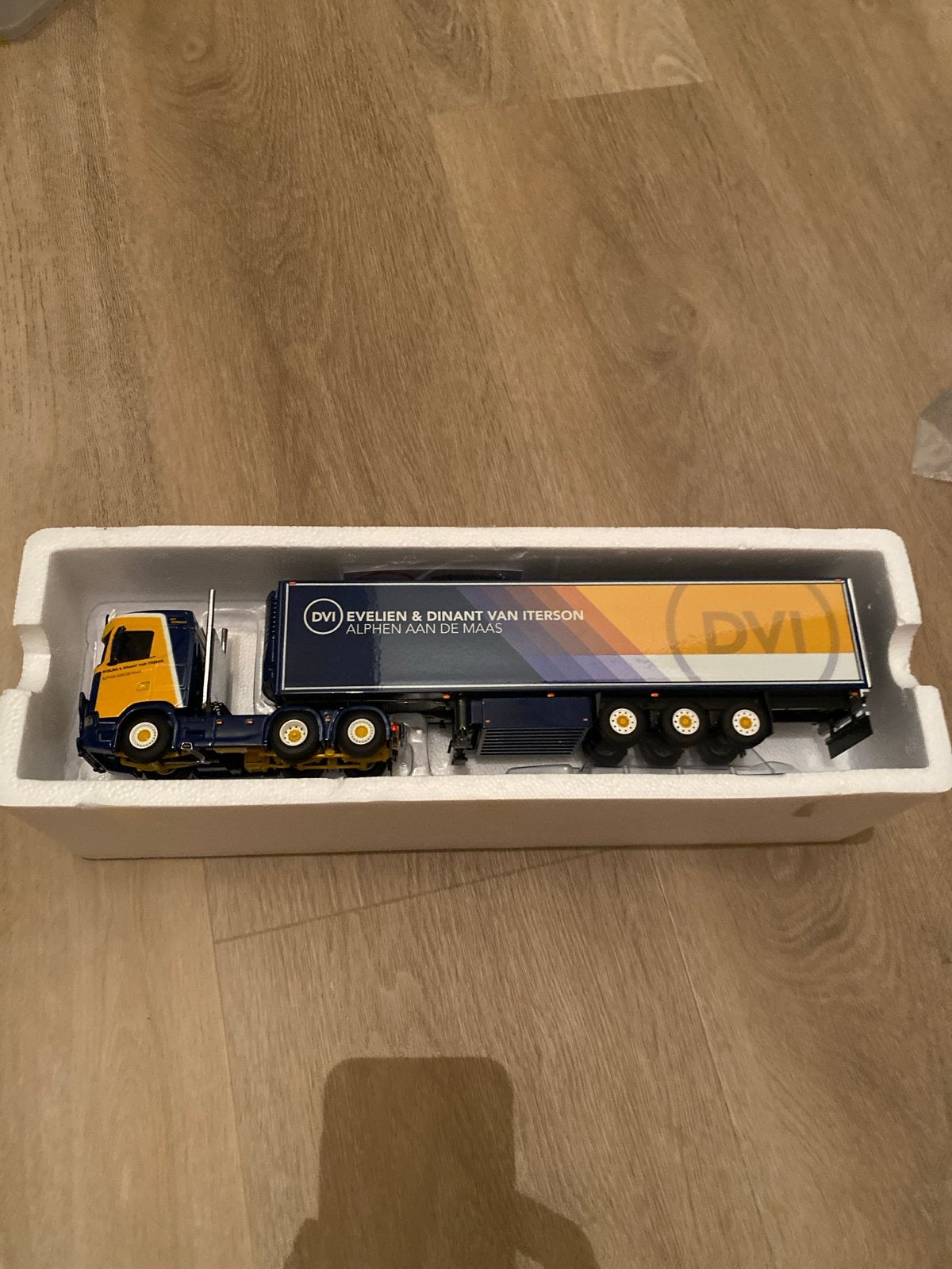 WSI Scania DVI modelvrachtwagen, Overige merken, 1:50 of kleiner, Ophalen of Verzenden, Zo goed als nieuw
