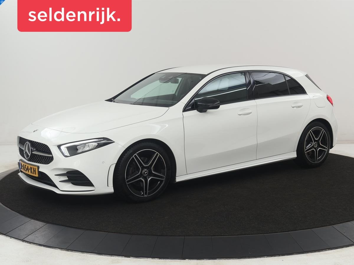 Mercedes-Benz A-klasse 180 Business Solution AMG | Apple Car, Auto's, 136 pk, Gebruikt, 4 cilinders, Leder en Stof