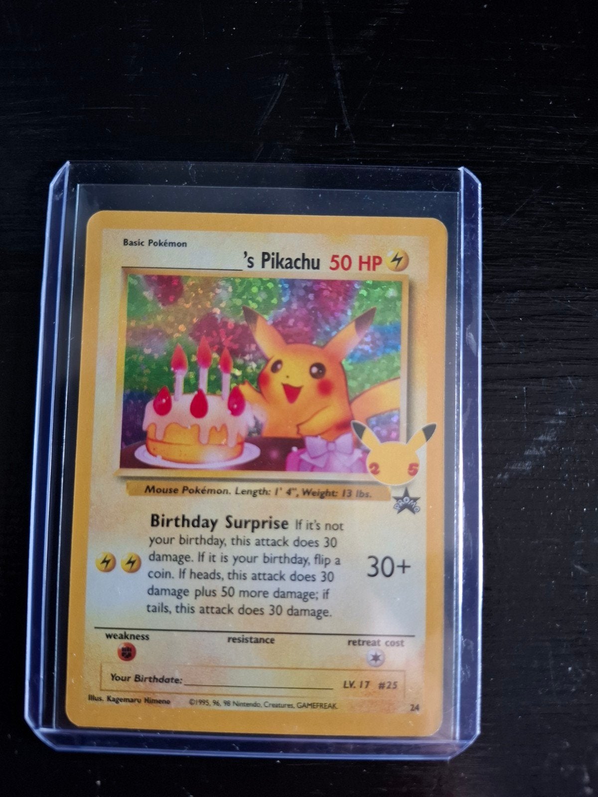 Pikachu birthday, Hobby en Vrije tijd, Verzamelkaartspellen | Pokémon, Ophalen of Verzenden, Zo goed als nieuw