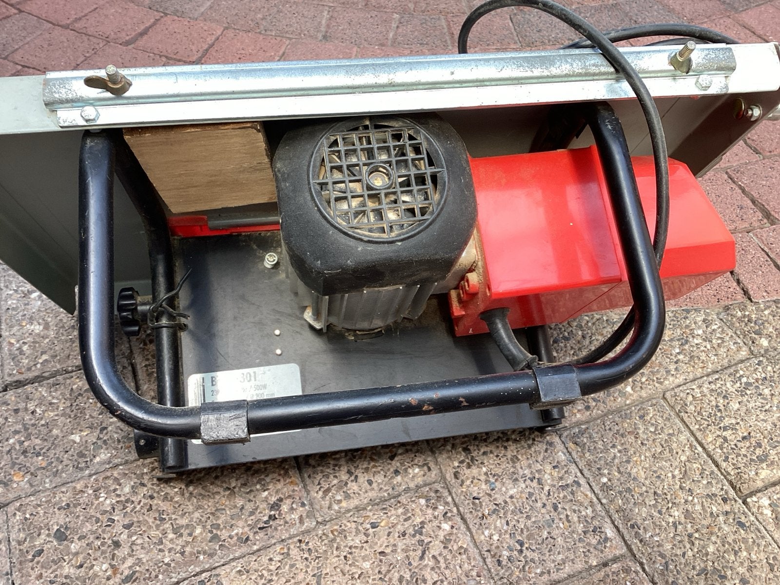 Tafelcirkelzaag BTS 5301 - 500W, max 36mm zaagdiepte, Doe-het-zelf en Verbouw, Gereedschap | Zaagmachines, Ophalen, Gebruikt, Cirkelzaag