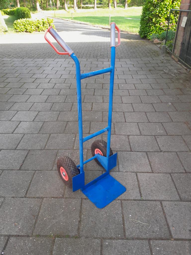 Steekwagen., 60 tot 80 liter, Ophalen, Zo goed als nieuw, Steekwagen