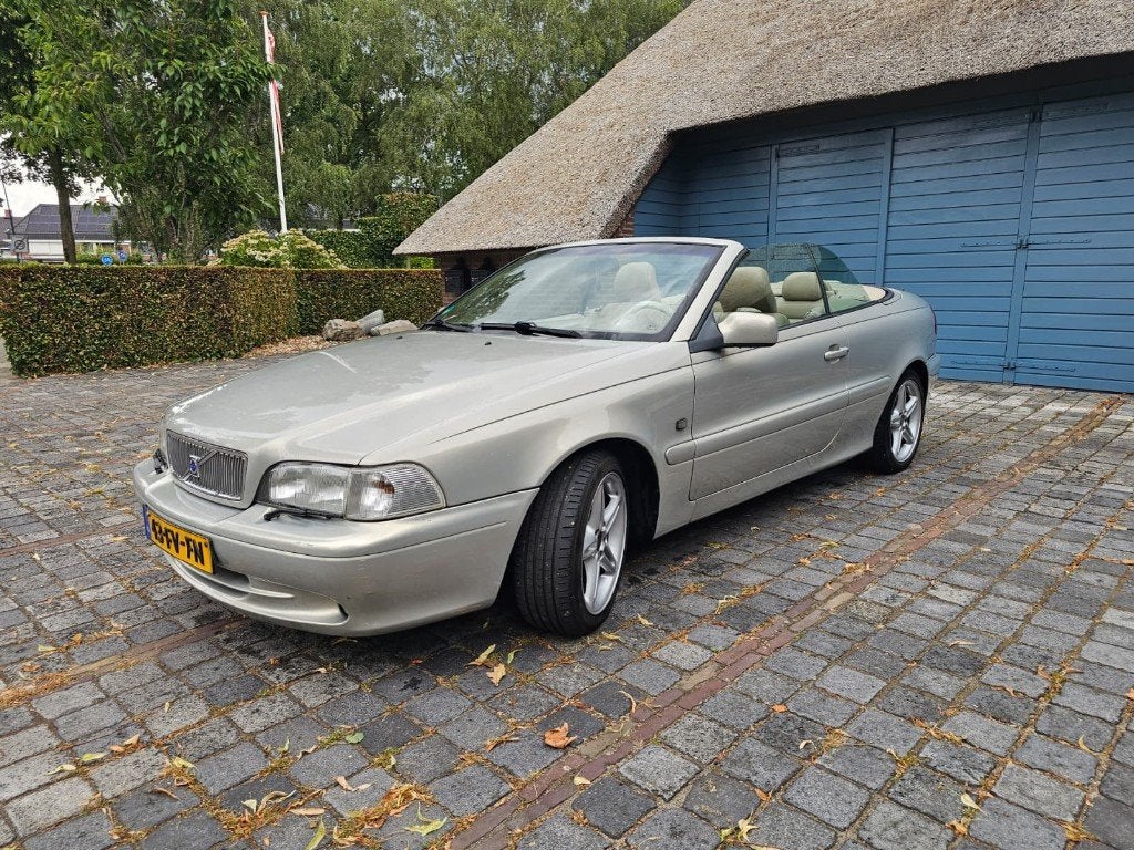 Volvo C70 2.0T Cabriolet Automaat | 5 cilinder | LPG | Leder, Auto's, C70, Beige, 163 pk, Particulier