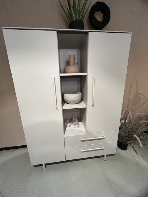 Moderne Wandkast (124 cm) – VAN € 1.129,- VOOR € 790,-, Ophalen, Kunststof, Sommelsdijkse haven 19, 100 tot 150 cm