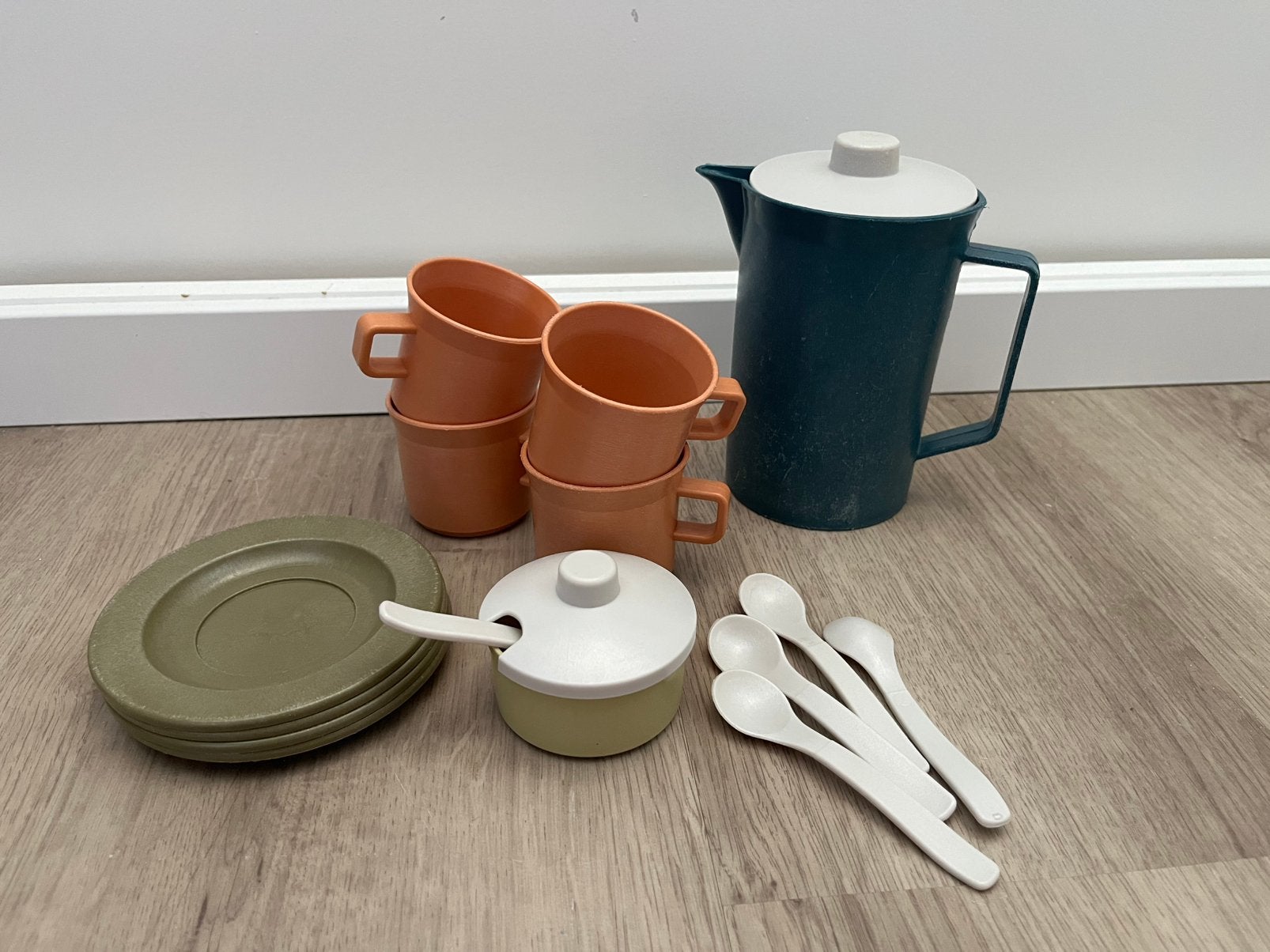 Dantoy BIOplastic koffieset (17-delig), Ophalen of Verzenden, Zo goed als nieuw, Kunststof, Speelkeuken-accessoire