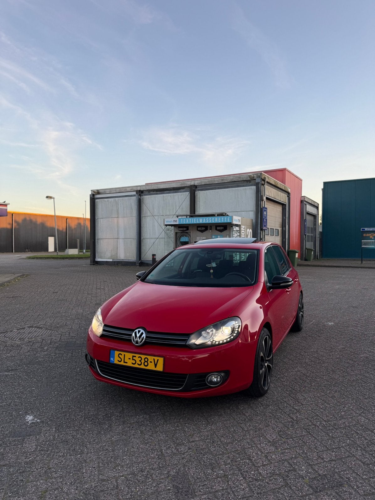 Volkswagen Golf 1.2 TSI 77KW 2011 Rood ZIE BESCHRIJVING, Voorwielaandrijving, 4 cilinders, 1133 kg, 610 kg