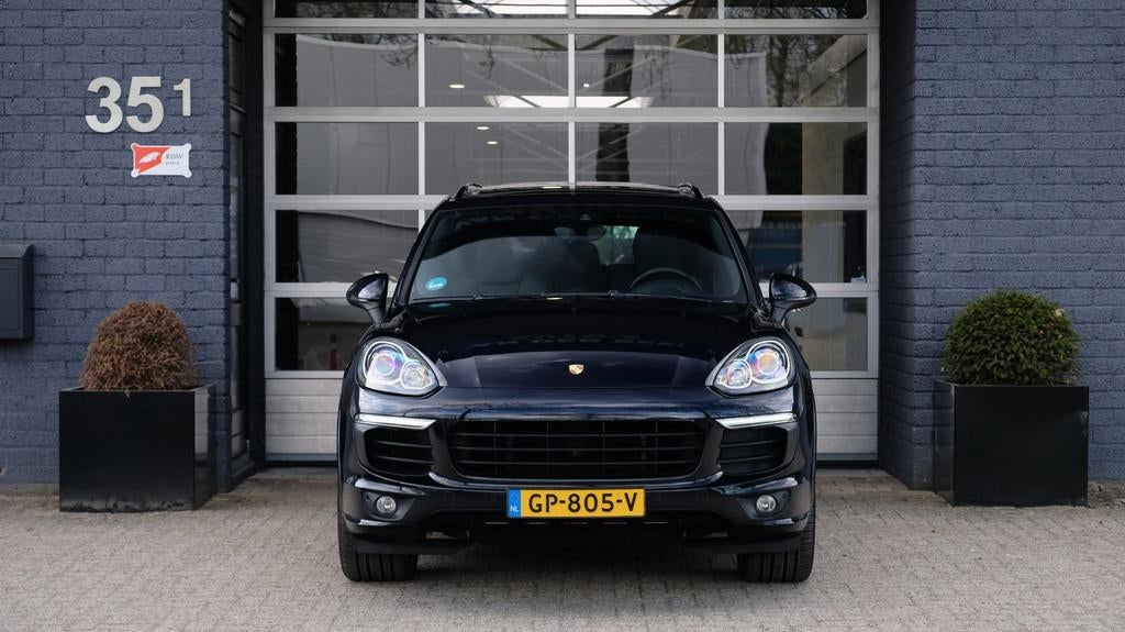 Porsche Cayenne 3.0 S E-Hybrid|Sport Chrono|Pano|Trekhaak|Vo, Auto's, Porsche, Automaat, Cayenne, Gebruikt, 2995 cc