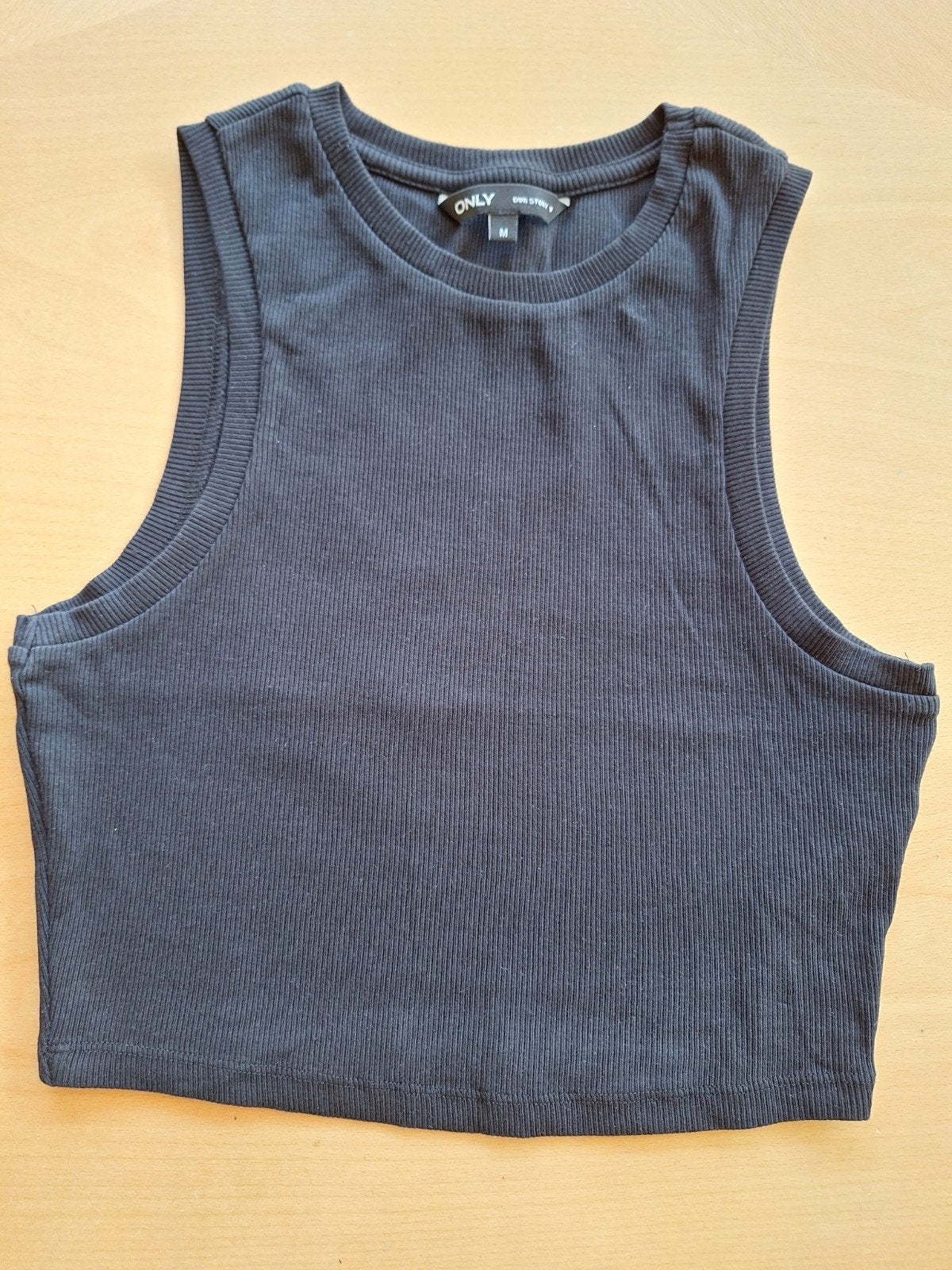 Zwarte geribde cropped tanktop - Only - Maat M, Kleding | Dames, Tops, Maat 38/40 (M), Only, Zwart, Ophalen of Verzenden