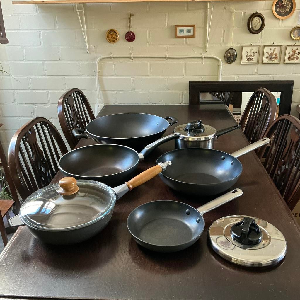 Bakpannen , koekepannen, wokpannen  🍳🥘, Huis en Inrichting, Keuken | Potten en Pannen, Overige materialen, Gebruikt, Keramische plaat