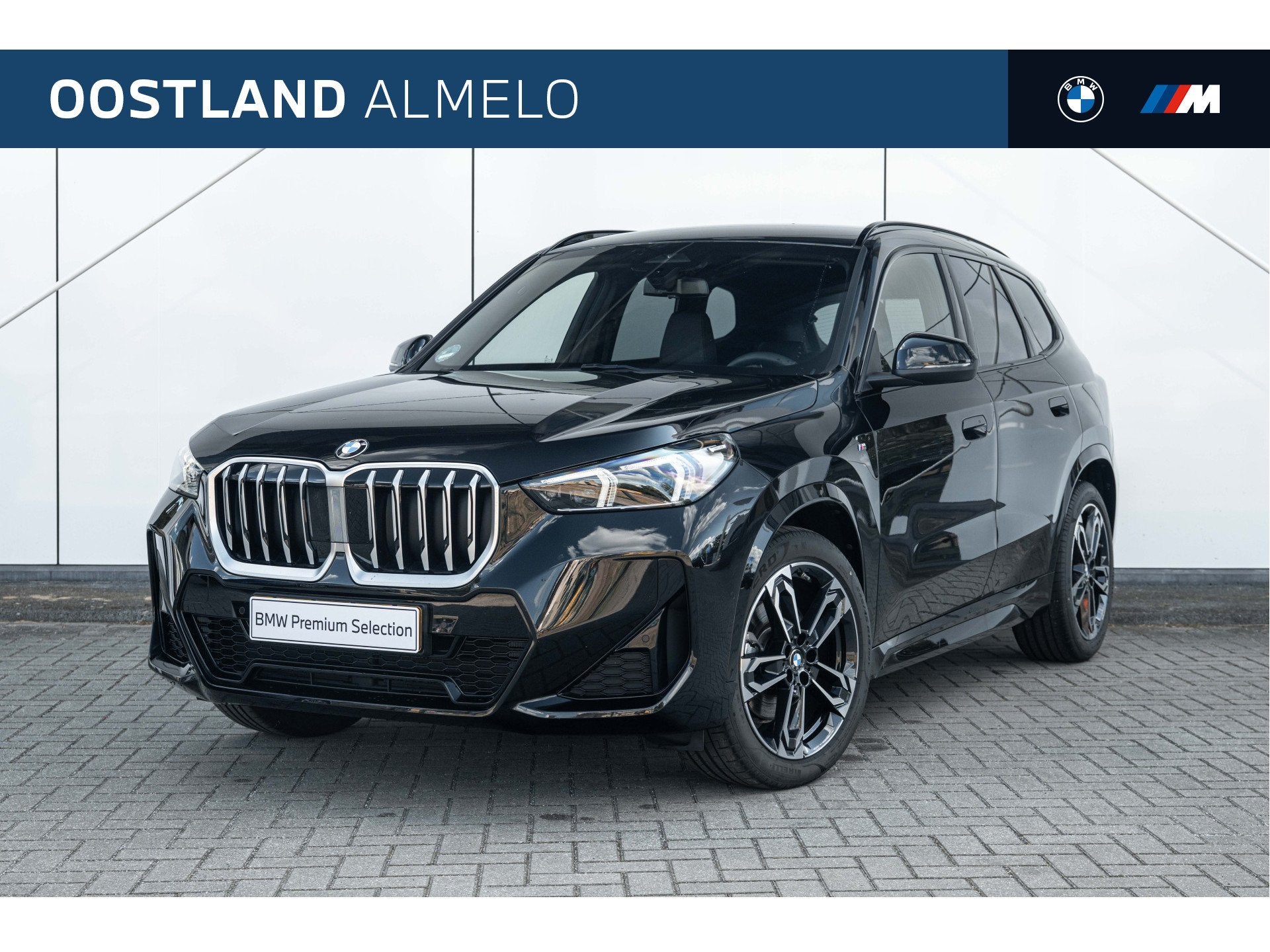 BMW X1 sDrive20i M Sport Automaat / Trekhaak / Sportstoelen