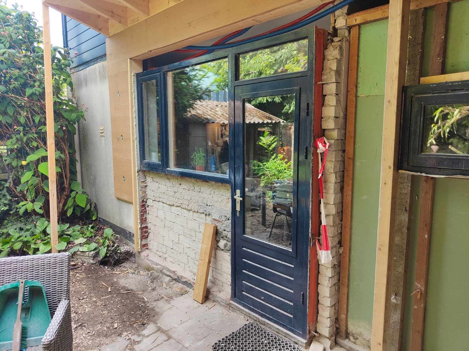 Tuinkamerpui met dubbel glas en openslaand raam, Ophalen