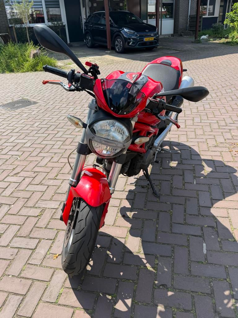 Ducati Monster 696 - Sportieve Naked Bike, 2 cilinders, Motorrijbewijs A, Meer dan 35 kW, Handgeschakeld