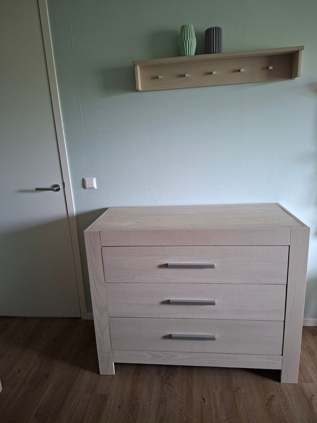 Bopita babykamer: ledikant, commode, kledingkast en wandplan, Ophalen, Gebruikt, Jongetje of Meisje