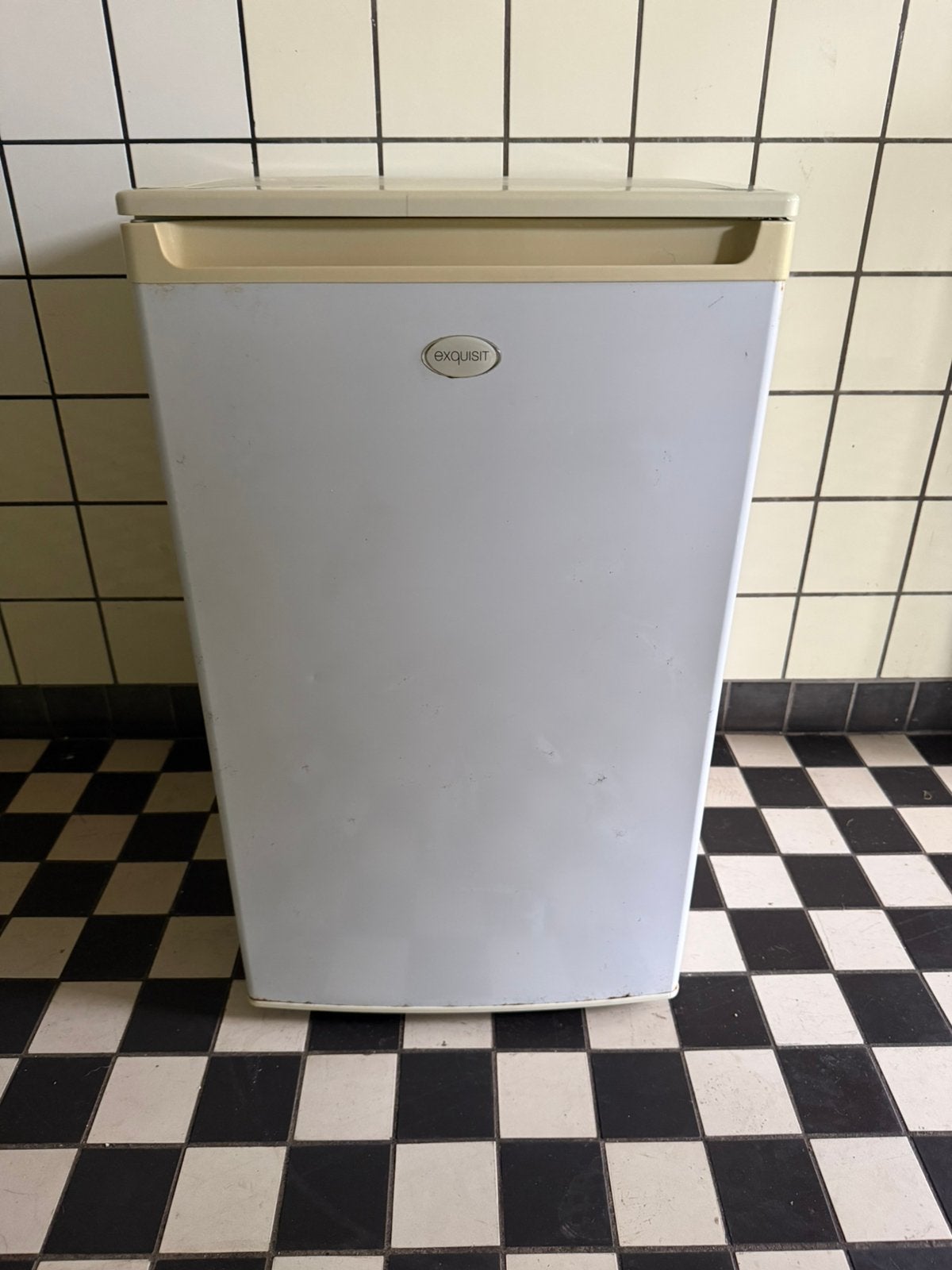 Goedwerkende Tafelmodel vriezer  VASTE  PRIJS  40  EURO, Witgoed en Apparatuur, Ophalen, Zo goed als nieuw, Minder dan 60 cm, 85 tot 120 cm